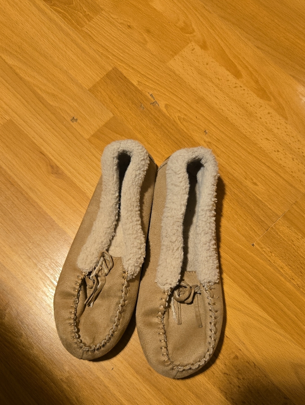 Nautica Tan Moccasin Style Flats with Cream Sherpa Lining